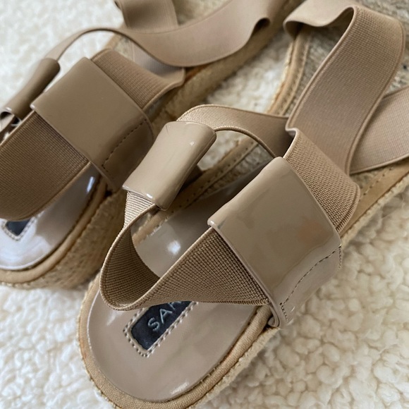 Sarah Summer Cloth Elastic Sandals - Picture 13 of 16